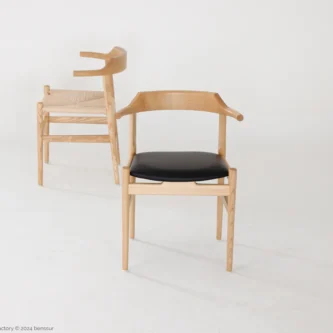 Detail of Final Chair in natural ash by Hans Wegner.