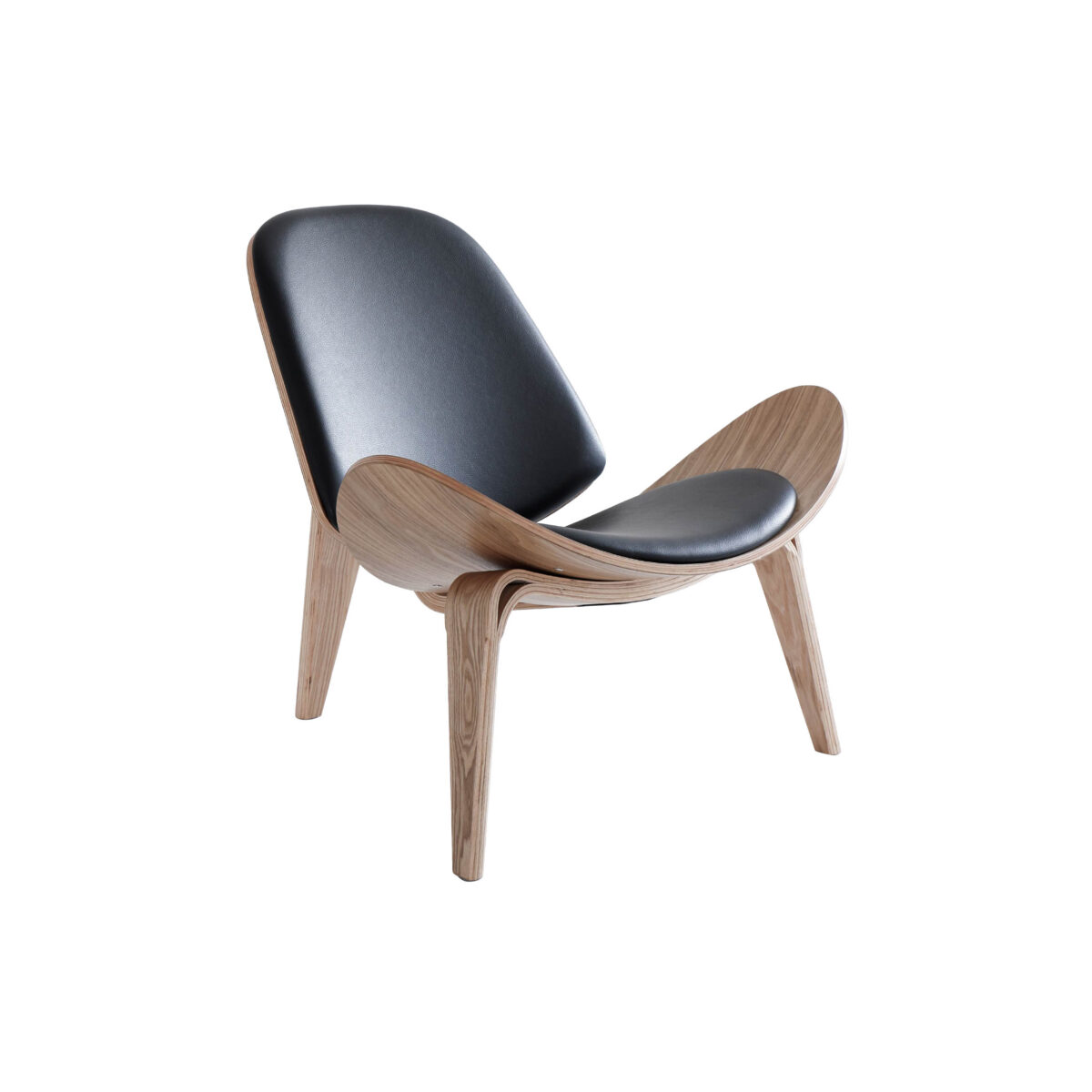 Shell Chair_Natural_White Background A modern lounge chair with a curved wooden frame, three legs, and black leather cushions on the seat and backrest, set against a plain white background.