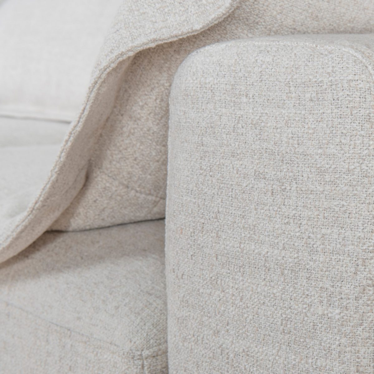ZELIRA Chaise Sofa ZELIRA Chaise Sofa